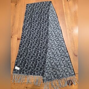 Calvin Klein Men's Scarf in Black and Gray